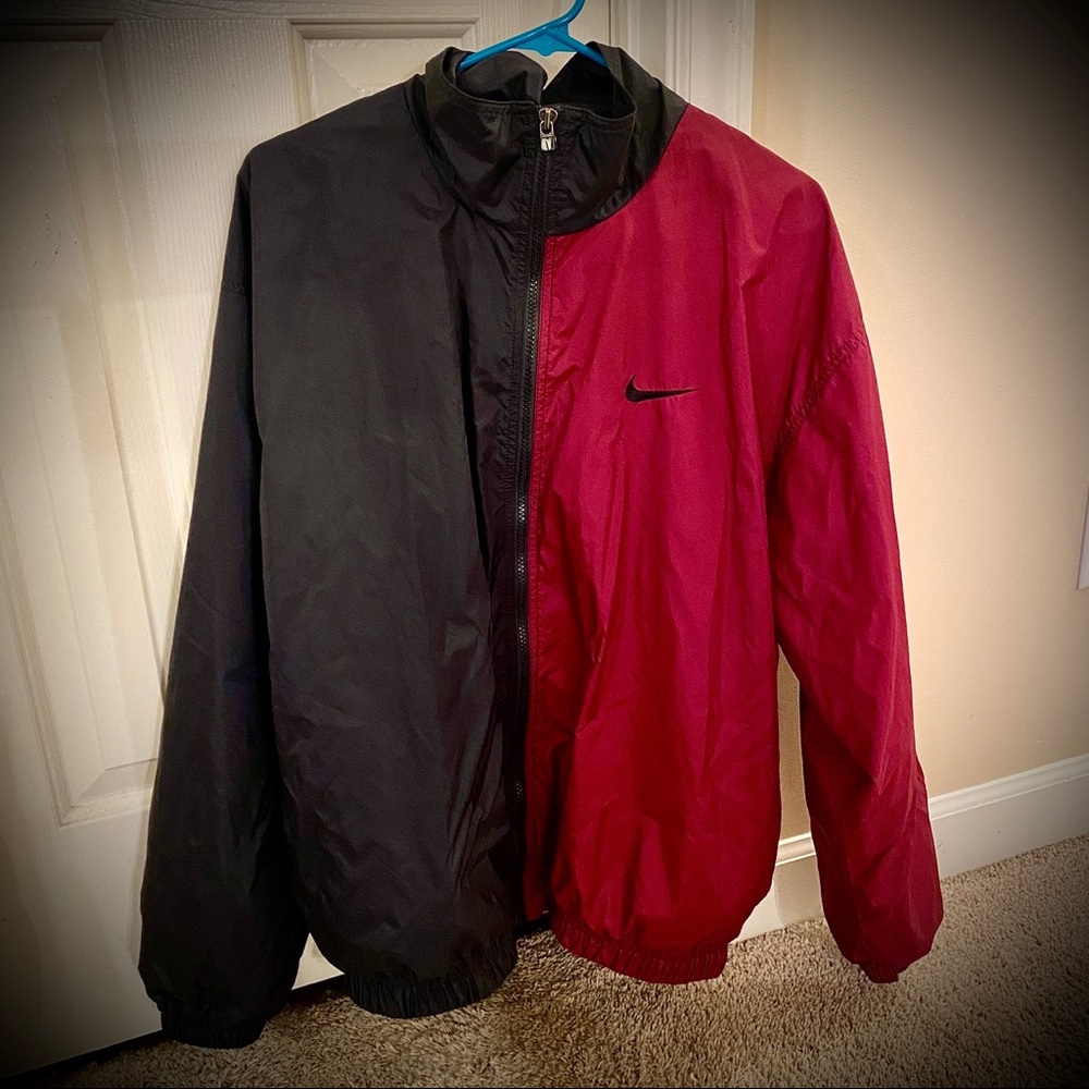 NIKE Maroon & Black Men’s Windbreaker Large
